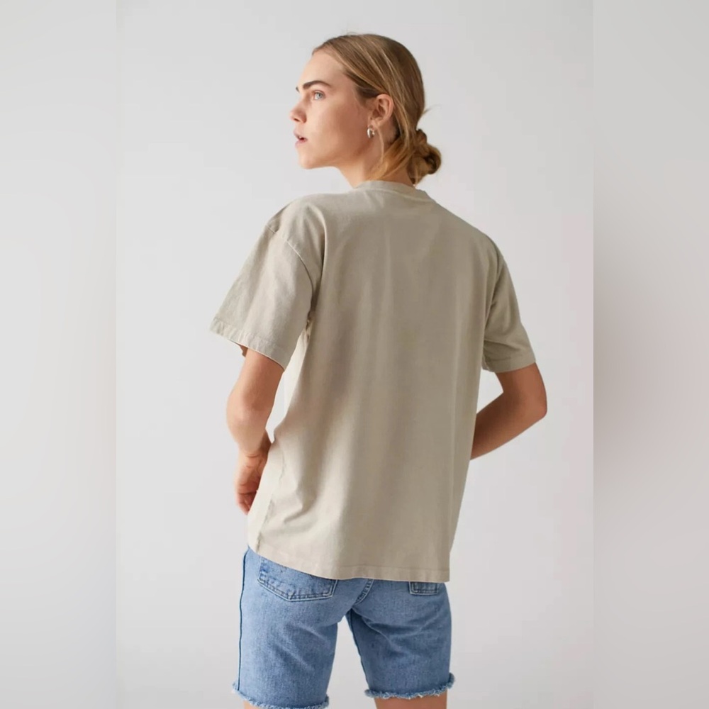 URBAN OUTFITTERS DESERT DREAMER ALWAYS RECYCLE TEE T-SHIRT - Picture 4 of 8
